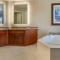 Hilton Grand Vacations Club SeaWorld Orlando