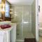 Absolute Bosch Guest House