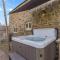 Cosy Home from Home, Private Hot tub, Sunset Views - Eckington