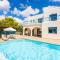 Azzurro Holiday Villas