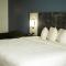 FairBridge Inn & Suites Cleburne