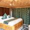 LUXURY Suite BY SP Group OF Houseboats - Srinagar