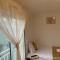 Charming Studio with Balneo Shower, Parking Included - 奥尔日河畔布雷蒂尼