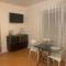 Charming Studio with Balneo Shower, Parking Included - 奥尔日河畔布雷蒂尼