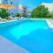 Cozy New Apartments with Private Pool Podstrana - Podstrana