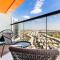 Modern 1-BR Golf Course View in Golf Vita - Dubaj