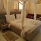 Roza Guest House