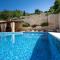 Six-Bedroom Holiday Home In Klek