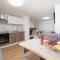 Beautiful Apartment In Petrcane With Wifi