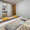 Beautiful Apartment In Petrcane With Wifi