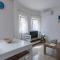 One-Bedroom Apartment In Komarna