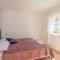 Amazing Apartment In Klek With Wifi
