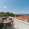 Nice Apartment In Supetar With Jacuzzi - Supetar