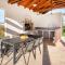 Beautiful Home In Opuzen With Wifi