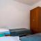 Two-Bedroom Apartment In Zaton