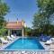 Gorgeous Home In Rastane Donje