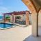 Stunning Home In Drace - Drače
