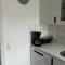 Central Apartment - 2 min to Station, Free Parking, Near Main Square - Herning