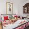 Awesome Home In Lic With Wifi - Lič