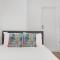 Flat in Dalston, London - Londra