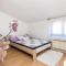 Cozy Apartment In Viskovo