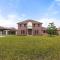 Luxurious Home with Huge Pool - Willis