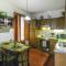 Stunning Home In Castelvecchio Di Comp,