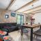 Gorgeous Home In Celina