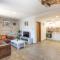 Awesome Home In Ploce With Jacuzzi - Ploče