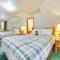 Golf, Swim and Soak in Pond Views Lewiston Escape! - Lewiston