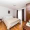 Amazing Apartment In Kastel Stari