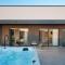 4 Bedroom Beautiful Home In Banjole