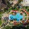 Ninth-Floor Mountain View Suite and Expansive Lanai at Honua Kai - Lahaina