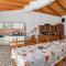 Cozy Apartment In Klenovica With Wifi