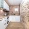 Stunning Apartment In Donje Rastane