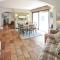 Awesome Home In Les Adrets D Lestérel - St Jean de l’Esterel