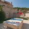 Holiday Home Pucisca Gospe Lurdske