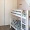 Stunning Home In Beaucaire With Wifi - 博凯尔