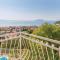 Three-Bedroom Apartment In Podaca