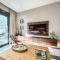 Modern 2BR with Pool near the Beach - 丹吉尔