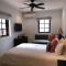 Las Catalinas - Studio Cazenovia centrally located, short walk to beach