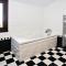 6 Bedroom Beautiful Home In Elviria