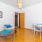 3 Bedroom Nice Apartment In Klenovica