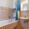 Two-Bedroom Apartment In Fazana