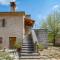 One-Bedroom Holiday Home In Pazin