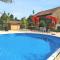 Maison charmante à Charron avec piscine partagée - Charron