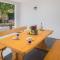 Stunning Home In Rovinjsko Selo - 罗维尼村