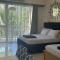 215 Carola B - Pico de Loro - Cutad