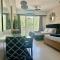 215 Carola B - Pico de Loro - Cutad