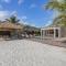3-bedrooms Villa 5min from Orient Bay